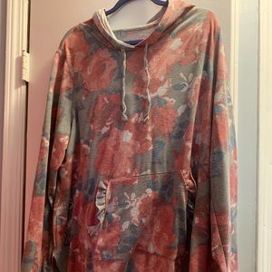 Livi Active by Lane Bryant hoodie in 18/20